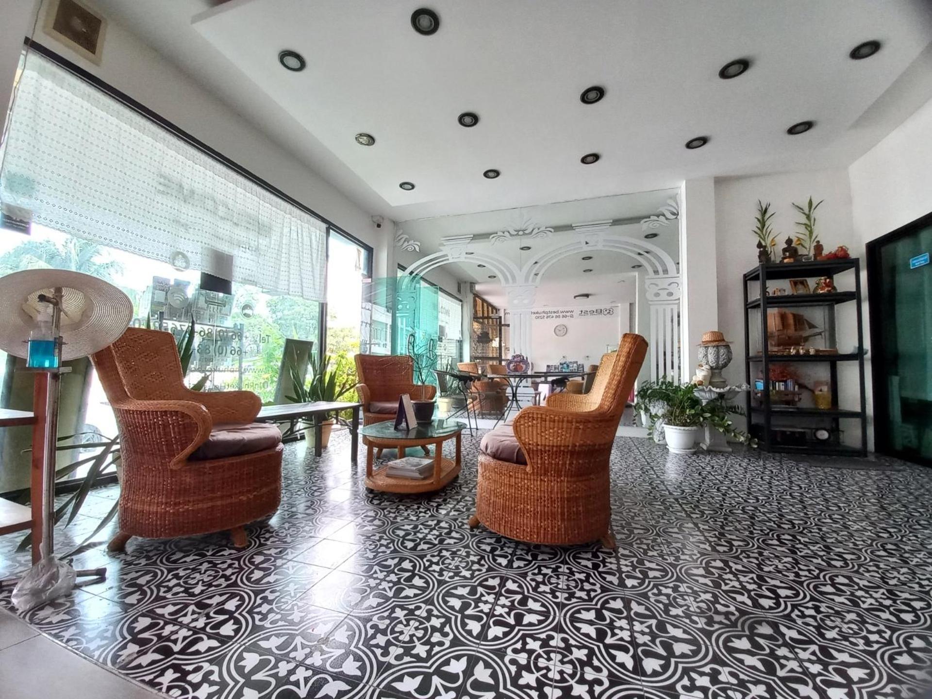 In Phuket House Hotel Exterior foto