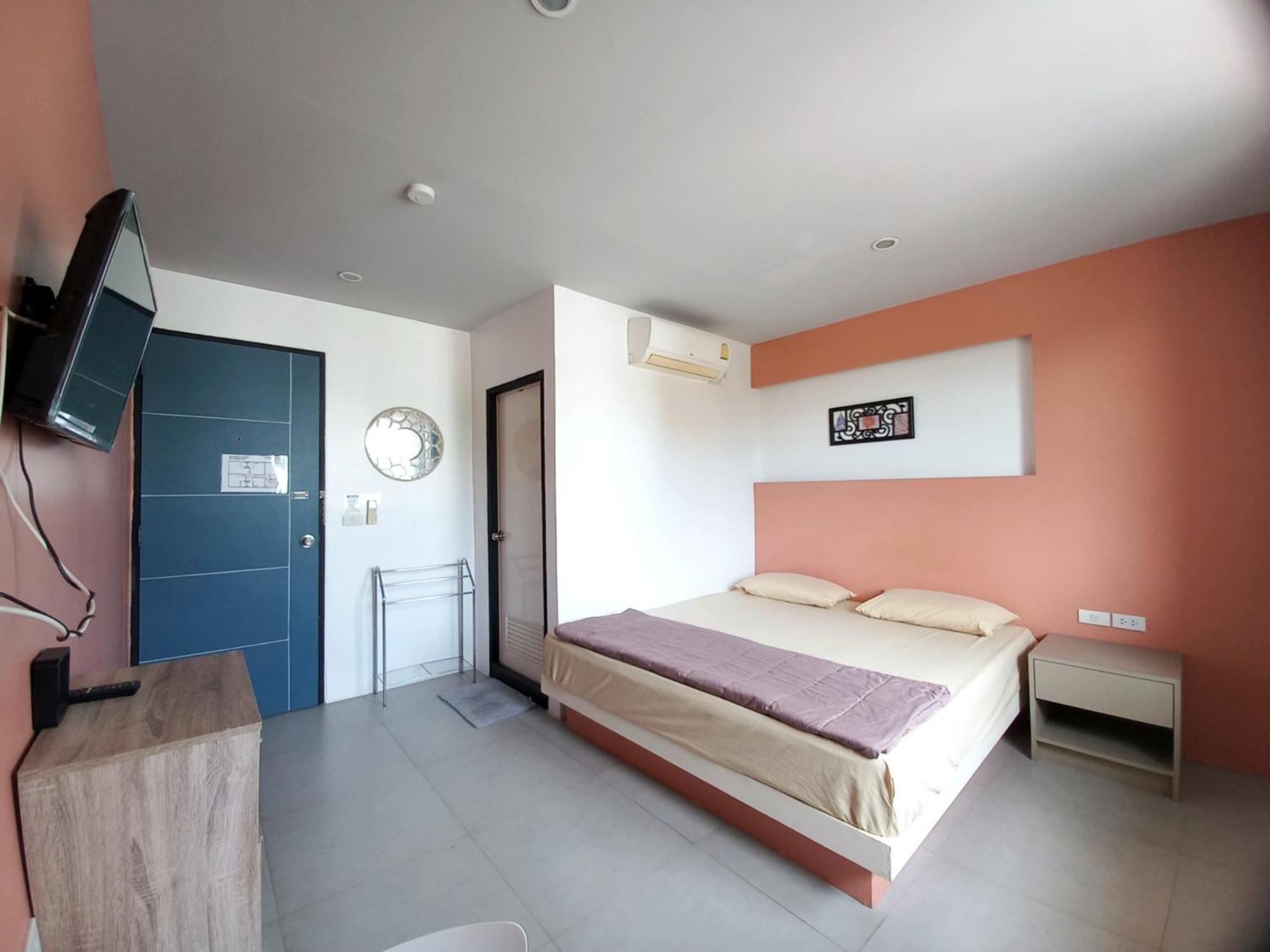In Phuket House Hotel Exterior foto