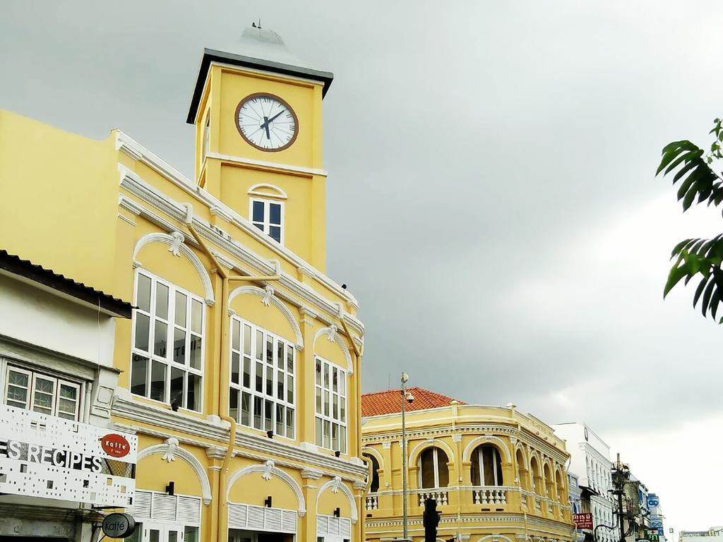 In Phuket House Hotel Exterior foto