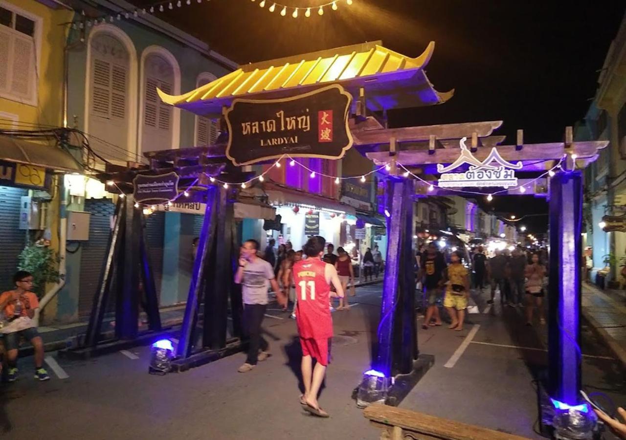In Phuket House Hotel Exterior foto